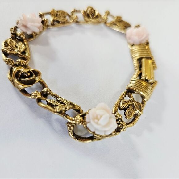 Vintage Goldette Signed '60s Victorian Revival Porcelain Rose Floral Bracelet - Picture 3 of 7